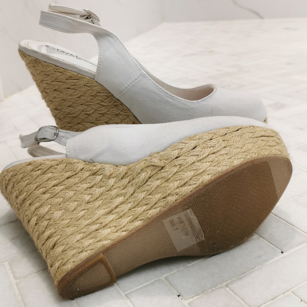 Shoes - Picture 2 of 2